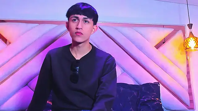 hoot boyss online show from September 24, 3:10 am