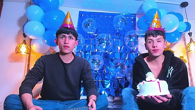 hoot boyss online show from September 26, 4:16 am