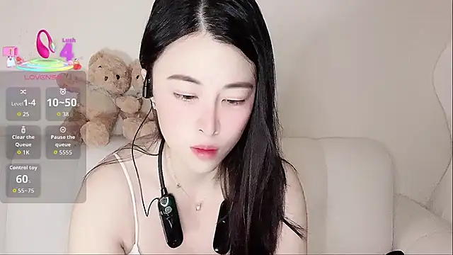 LuLu-Moon online show from September 24, 9:18 pm