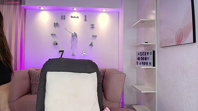 1SloppyFox4 online show from September 21, 5:09 am