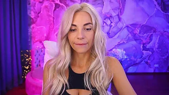 BellaRayyy online show from October 13, 6:13 am