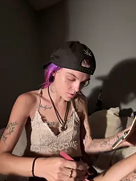 ittybittymeryssa online show from November 9, 1:09 pm