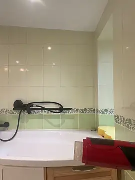 Snapshot of Dickii21 chatting on October 7, 3:09 pm Dickii21 online show from October 7, 3:09 pm