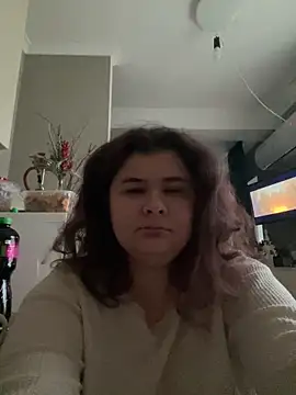 AliceCurlyX online show from December 17, 11:05 am