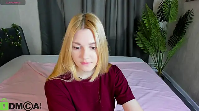 Sylvia Ortiz online show from October 25, 9:06 am