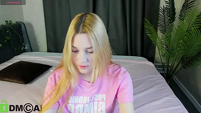 Sylvia Ortiz online show from November 8, 9:09 am