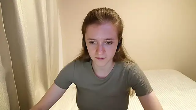 LutealTwinkie online show from September 21, 4:41 pm