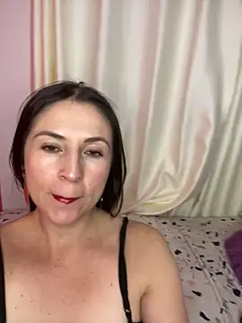 Snapshot of melissa_m_ chatting on September 11, 2:33 am melissa m  online show from September 11, 2:33 am