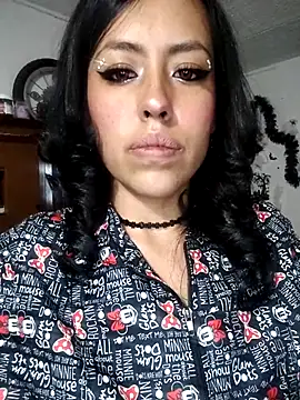 Snapshot of Queen_Ashly chatting on October 31, 11:06 pm Queen Ashly online show from October 31, 11:06 pm