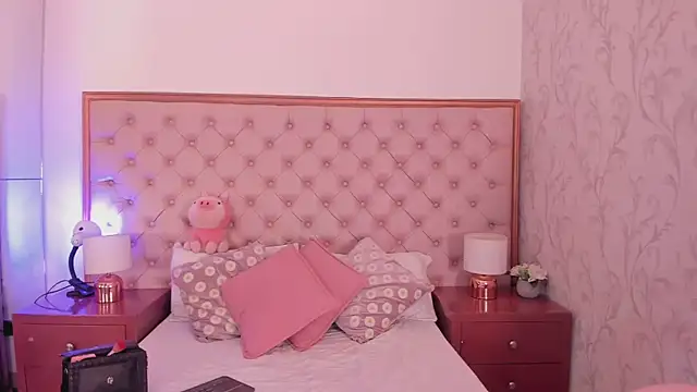 sweetabbey online show from October 24, 1:35 am