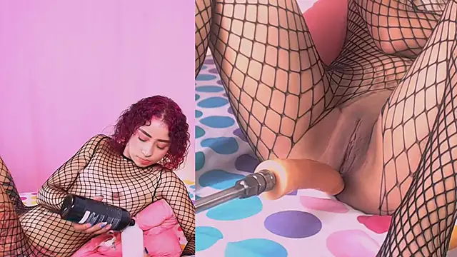 Snapshot of Gabriela_Reyes chatting on December 3, 7:01 pm Gabriela Reyes online show from December 3, 7:01 pm