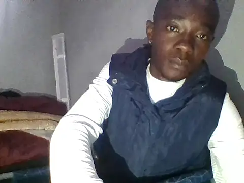 Snapshot of Nykho17 chatting on October 29, 1:13 pm Nykho17 online show from October 29, 1:13 pm