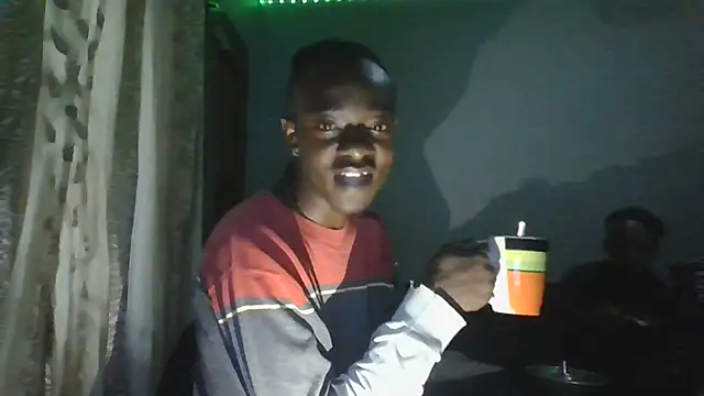 Snapshot of Nykho17 chatting on November 3, 7:48 pm Nykho17 online show from November 3, 7:48 pm