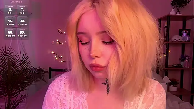 RileyVice online show from May 27, 10:45 am