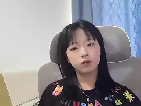 jingjing005 online show from May 16, 6:54 am