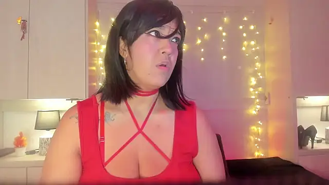 Snapshot of VickyRuiz_ chatting on April 27, 7:34 pm VickyRuiz online show from April 27, 7:34 pm