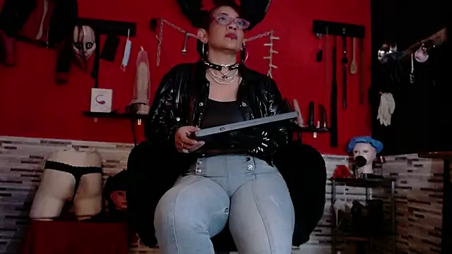 Miss Mirandaa online show from September 16, 5:08 am