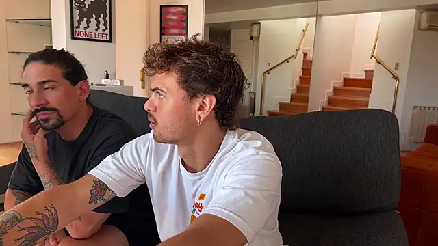 Snapshot of lenruy chatting on November 16, 6:57 pm lenruy online show from November 16, 6:57 pm