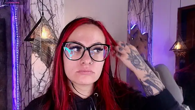 Zami Escobar of online show from March 10, 5:07 pm