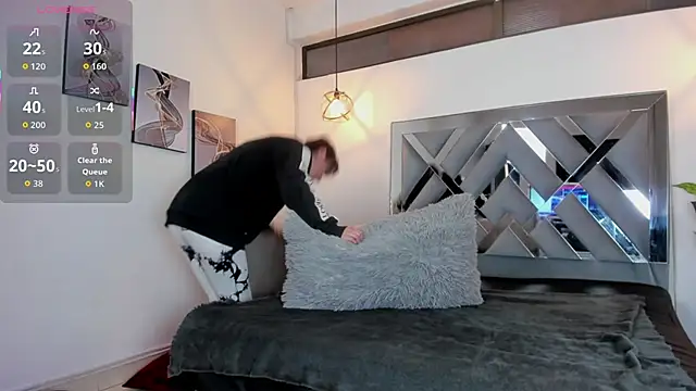 Candy Hott7 online show from December 17, 8:26 pm