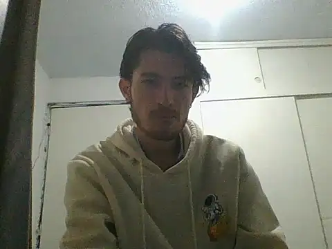 rzatd712 online show from April 22, 11:39 pm