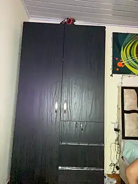 Nezuko-uWux online show from October 2, 7:48 am