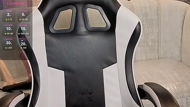 Snapshot of Mary_Luxx_TP chatting on October 12, 3:22 pm Mary Luxx TP online show from October 12, 3:22 pm