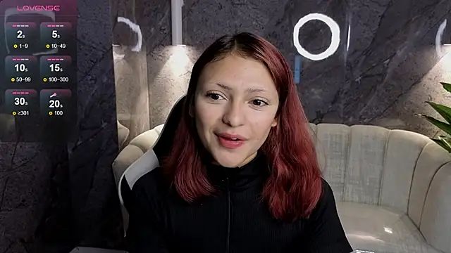 Snapshot of Mary_Luxx_TP chatting on October 15, 3:28 am Mary Luxx TP online show from October 15, 3:28 am