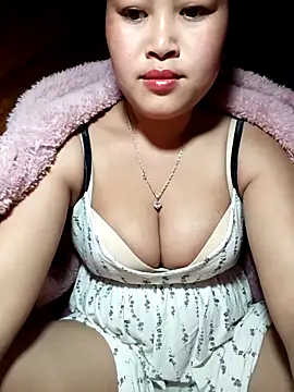 maycuc123 online show from January 14, 12:49 am