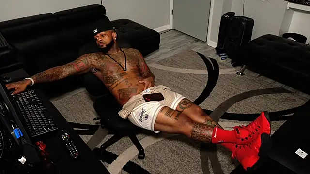 SLANGONDEMHOES online show from February 10, 9:19 pm