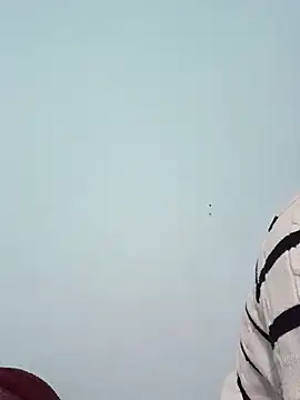 Snapshot of Fienjr chatting on March 12, 2:56 pm Fienjr online show from March 12, 2:56 pm