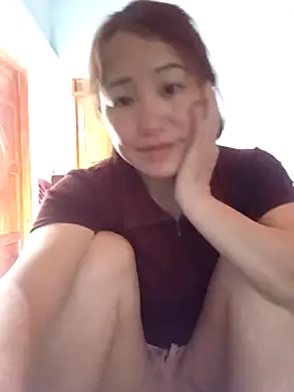 Snapshot of Fienjr chatting on April 11, 9:02 am Fienjr online show from April 11, 9:02 am