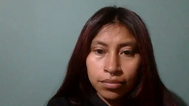 Snapshot of Pocahontas_tw chatting on November 25, 2:50 pm Pocahontas tw online show from November 25, 2:50 pm