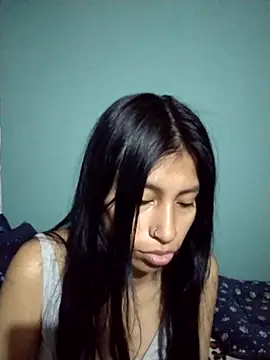 Snapshot of Pocahontas_tw chatting on December 23, 2:42 am Pocahontas tw online show from December 23, 2:42 am