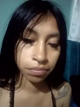 Snapshot of Pocahontas_tw chatting on January 17, 1:27 pm Pocahontas tw online show from January 17, 1:27 pm