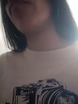 Snapshot of Pocahontas_tw chatting on February 2, 7:12 pm Pocahontas tw online show from February 2, 7:12 pm