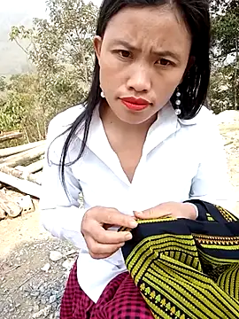 Snapshot of rubi_bae chatting on March 3, 2:39 am rubi bae online show from March 3, 2:39 am