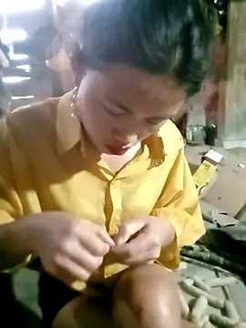 Snapshot of rubi_bae chatting on March 21, 12:04 am rubi bae online show from March 21, 12:04 am