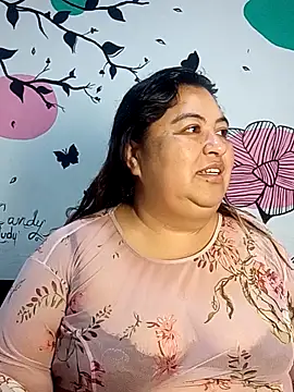 curvy diva  online show from October 13, 11:21 am