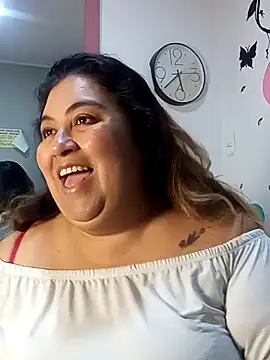 curvy diva  online show from November 9, 10:24 am