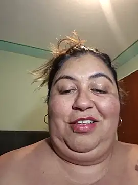 curvy diva  online show from March 6, 2:19 am