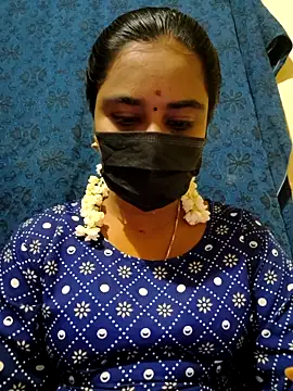 mini-queen online show from October 8, 4:48 pm