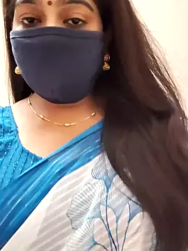 Snapshot of saritha29 chatting on June 28, 9:48 am saritha29 online show from June 28, 9:48 am