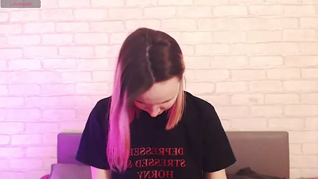 Ericha Stone online show from April 14, 7:58 am