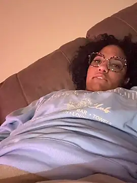 StylishEchium online show from April 12, 2:49 am