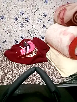 Mayamimi online show from November 18, 1:37 pm