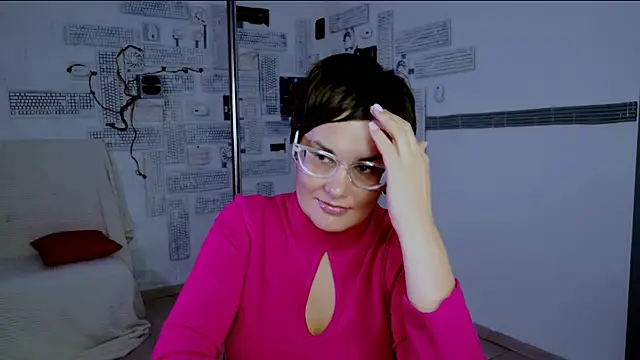 Snapshot of LauraDavidsons chatting on October 8, 4:26 pm LauraDavidsons online show from October 8, 4:26 pm