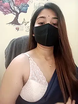 Snapshot of midnightmuse-03 chatting on October 18, 12:02 am midnightmuse-03 online show from October 18, 12:02 am