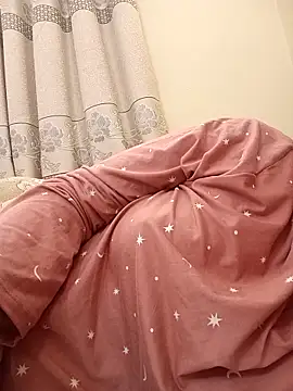 Snapshot of midnightmuse-03 chatting on November 30, 5:28 pm midnightmuse-03 online show from November 30, 5:28 pm