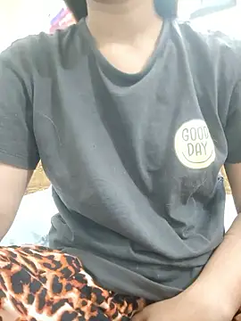 Snapshot of midnightmuse-03 chatting on February 11, 9:36 am midnightmuse-03 online show from February 11, 9:36 am